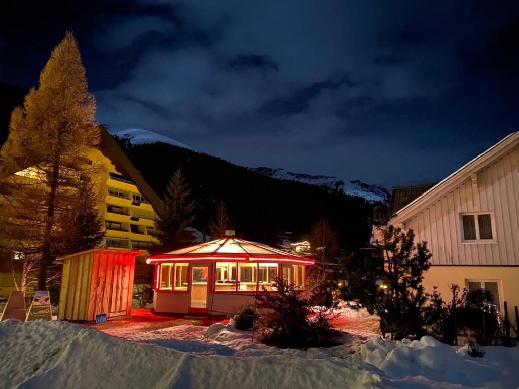 Haus Capricorn - Appartement Mountain View غارغيلين المظهر الخارجي الصورة